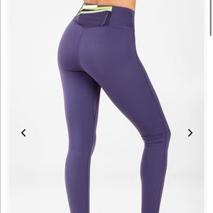 Fabletics Trinity High-Waisted Pocket Legging